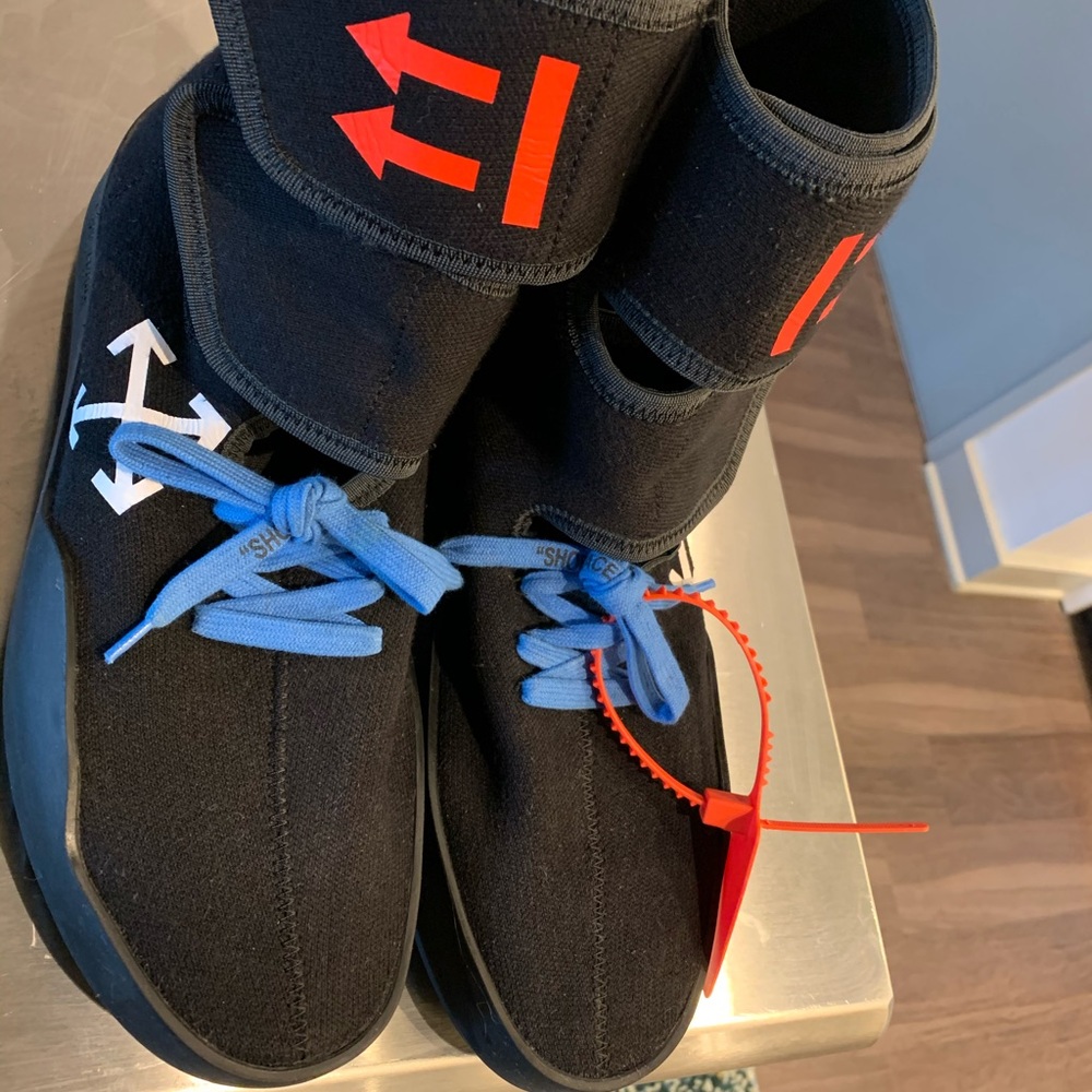 Offwhite